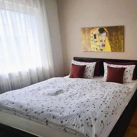 Appartamento Nadia, Bilocale Nel Verde A 5 Minuti Dal Centro เมราโน ภายนอก รูปภาพ